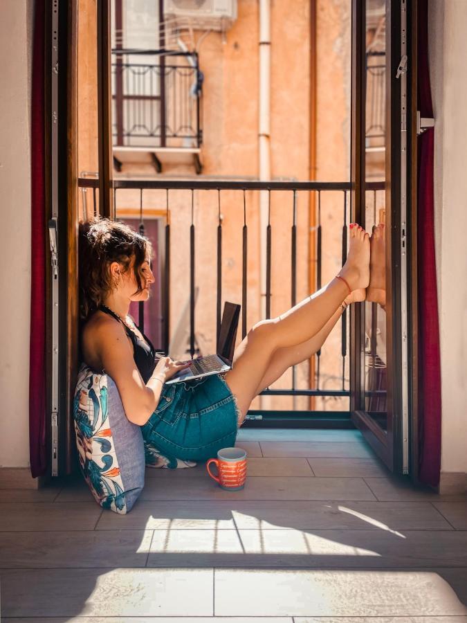 Porta Terra Apartment Чефалу Екстериор снимка