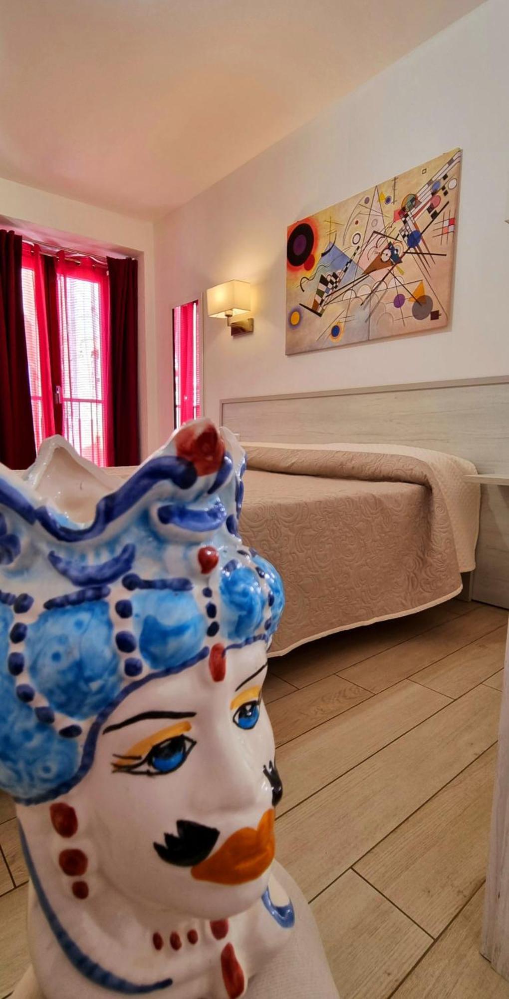 Porta Terra Apartment Чефалу Екстериор снимка