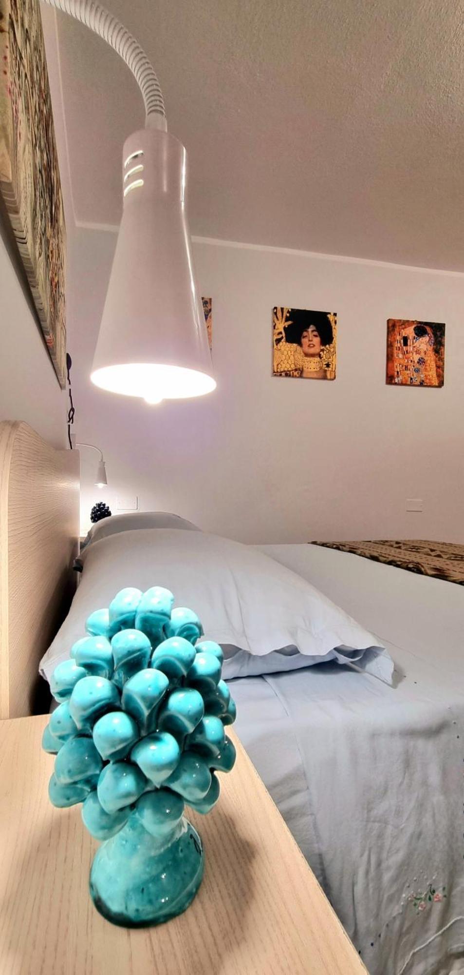 Porta Terra Apartment Чефалу Екстериор снимка