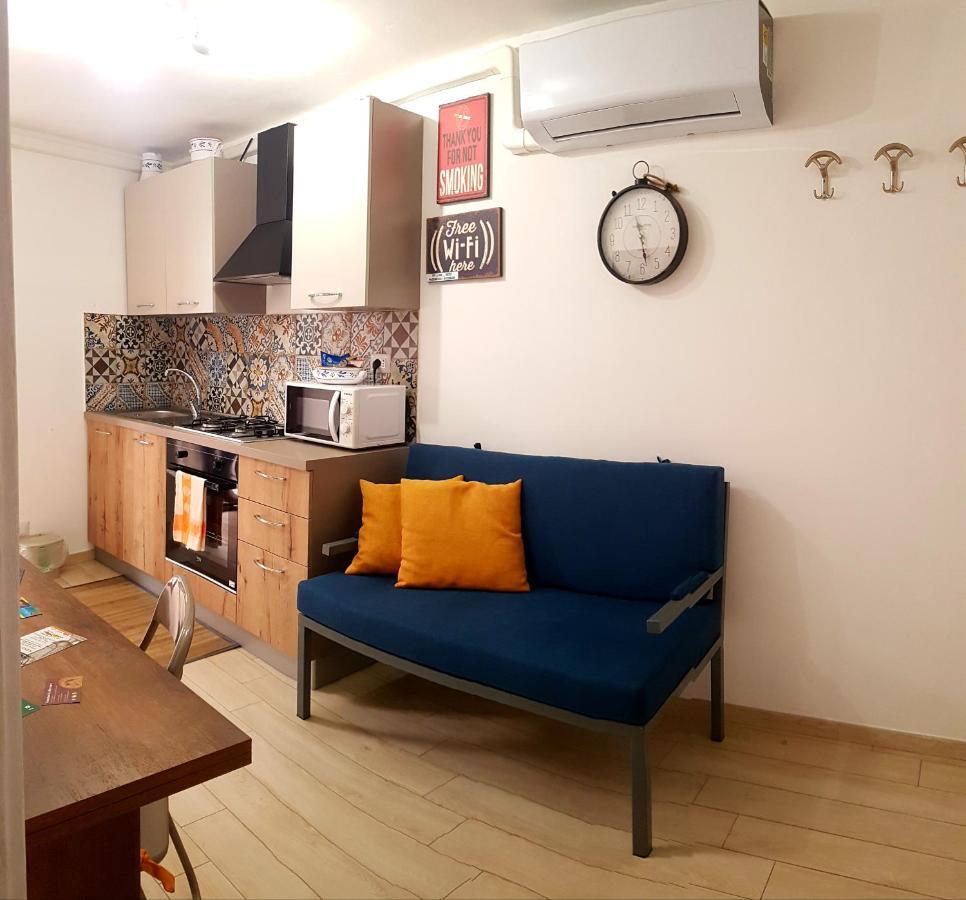 Porta Terra Apartment Чефалу Екстериор снимка